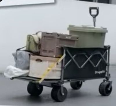 BougeRV 楽GoWagon電動キャリーワゴンは、テールゲートが開く 公式サイトより